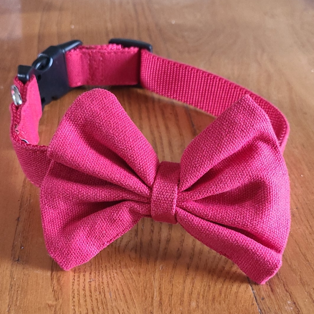 Red canvas bowtie dog collar 10-16". MidLee Medium
